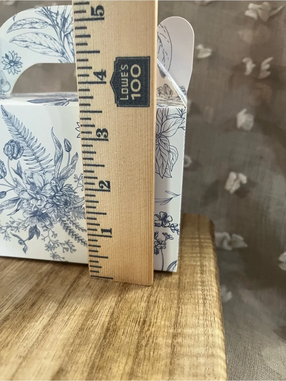 10 Blue & White Floral Gift Box